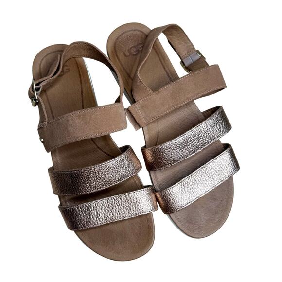 UGG Braelynn Metallic Leather Sandals Rose Gold Size 10 - Picture 1 of 15